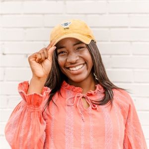 Meet your Posher, Alexis